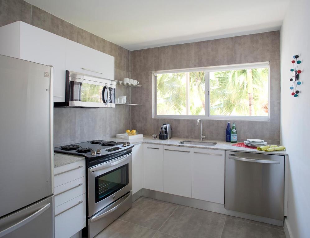 1818 Meridian House Apartments And Suites By Eskape Collection Miami Beach Room photo